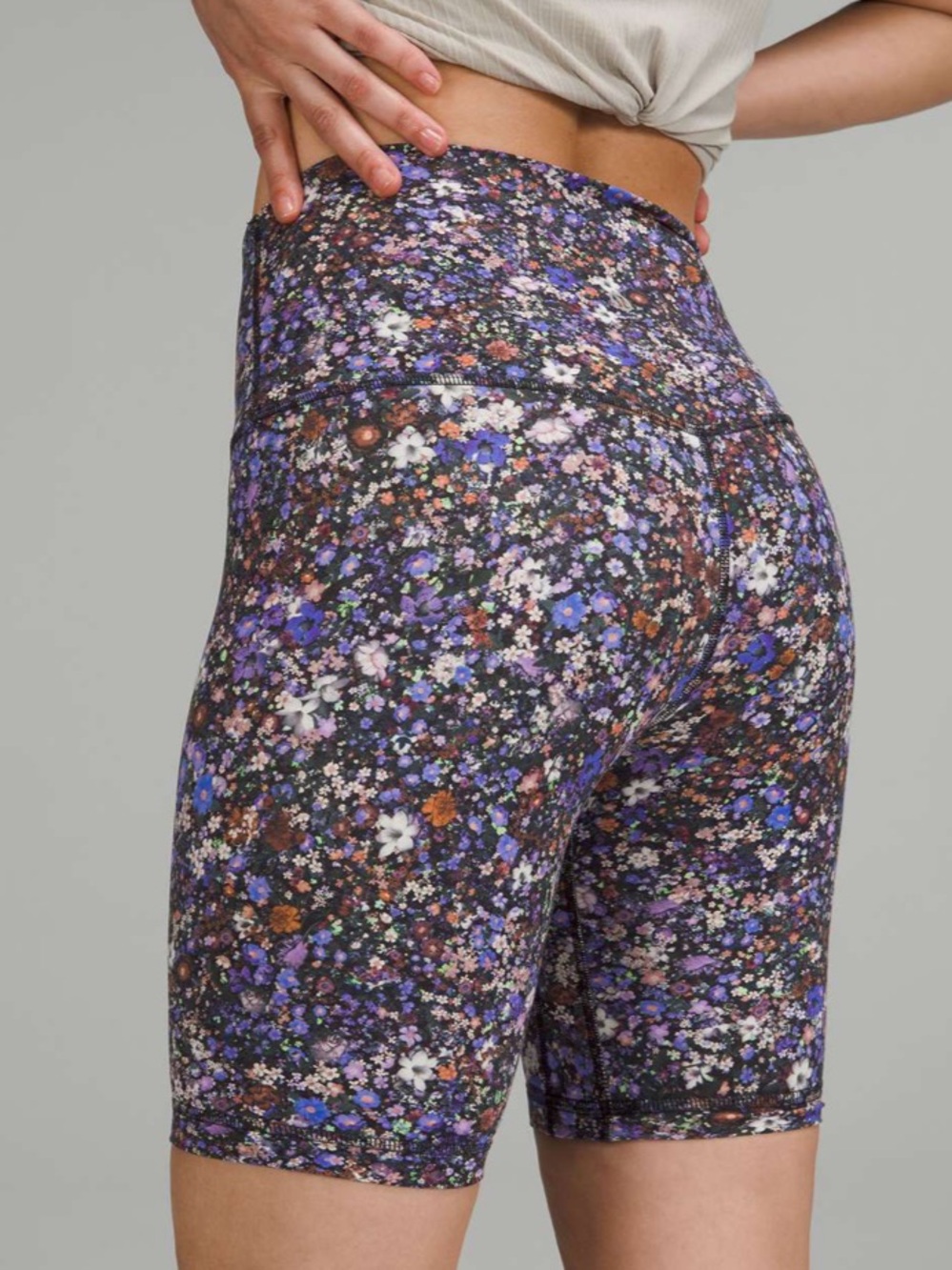 Lululemon Align High Rise Shorts - Picture 4 of 13